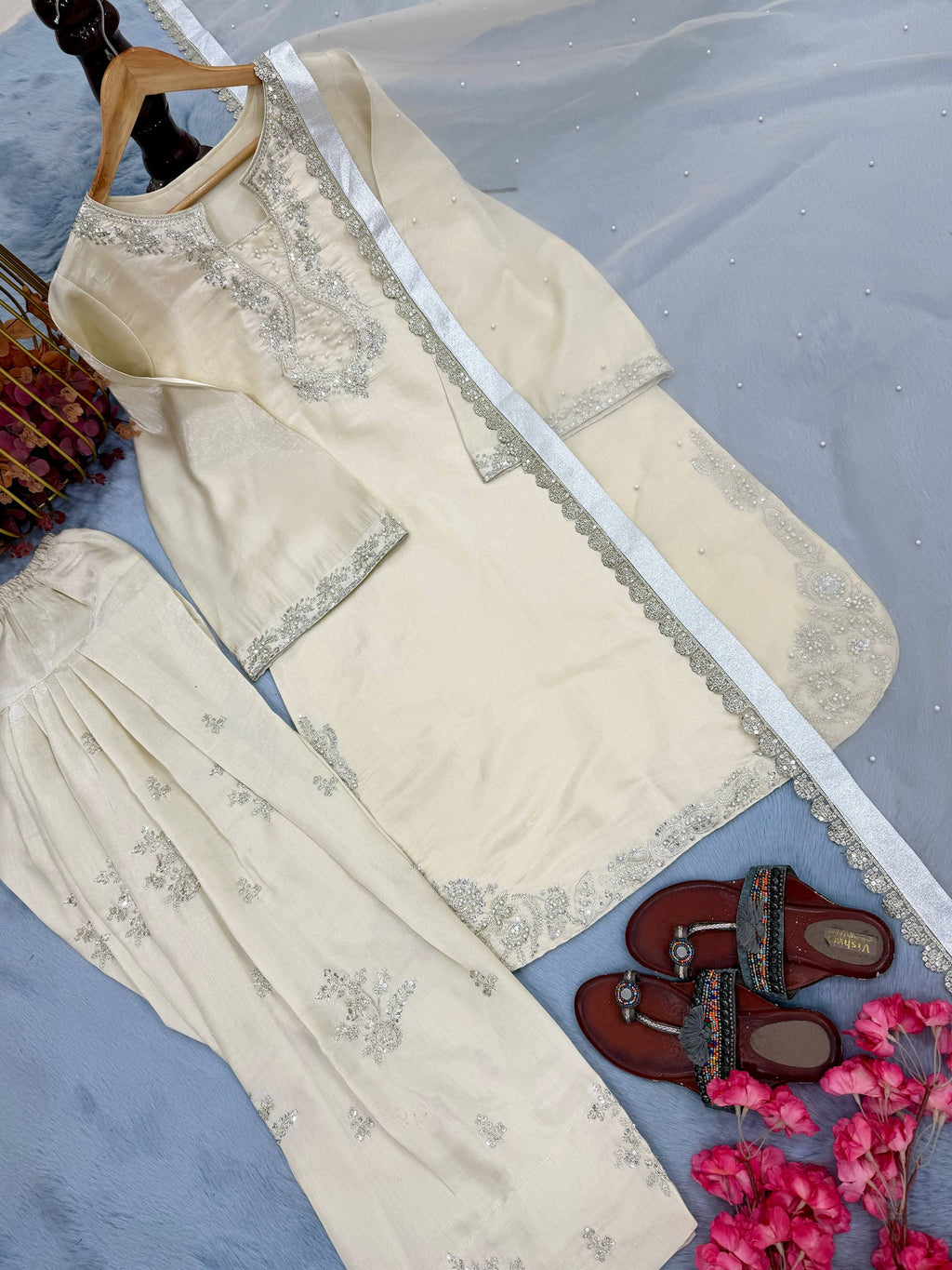 Cream Silk Blend Embroidered Kurta Farshi Salwar Set with Organza Dupatta