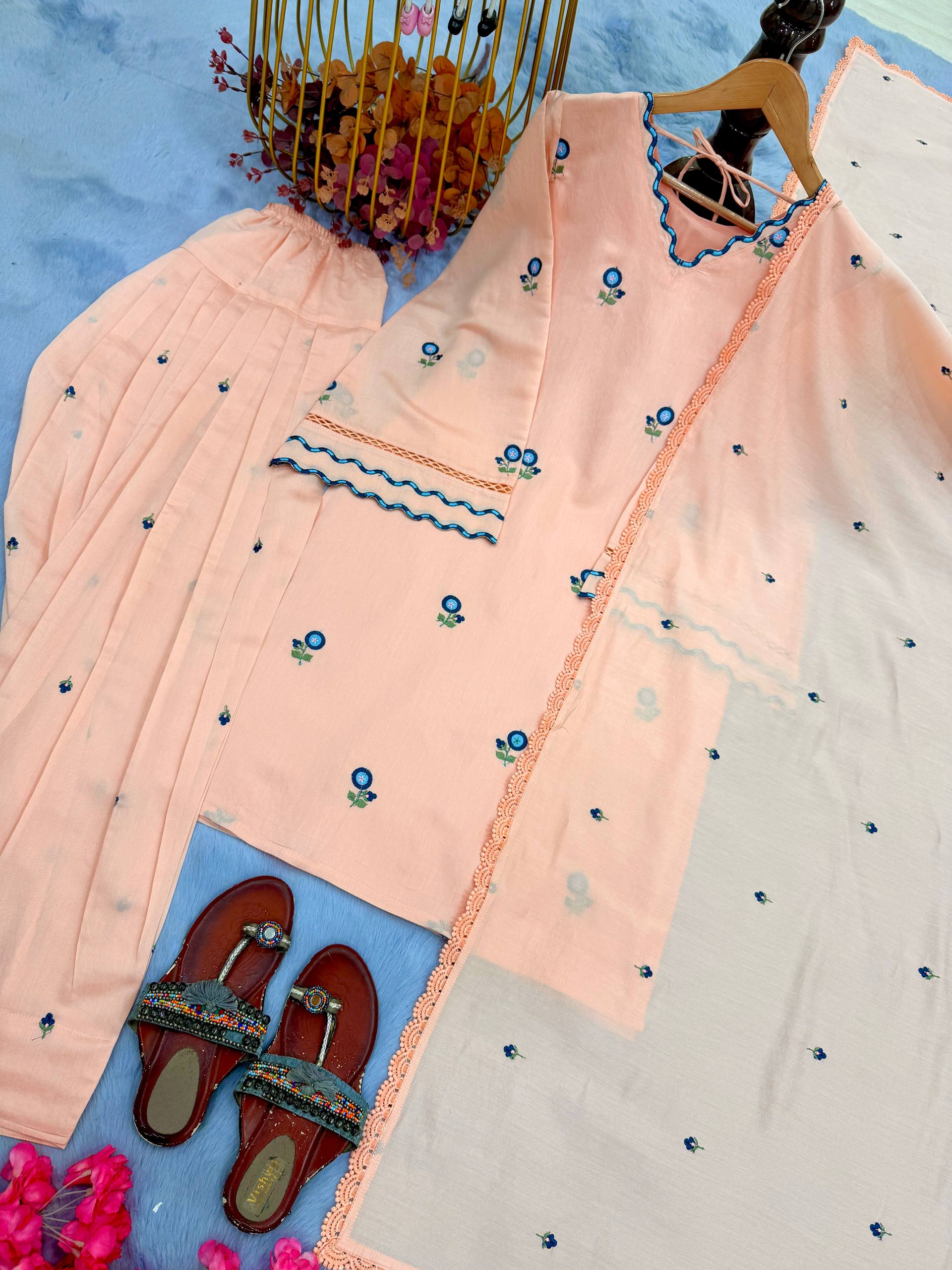 Pastel Peach Ethnic Motifs Embroidered Kurta Set with Dupatta