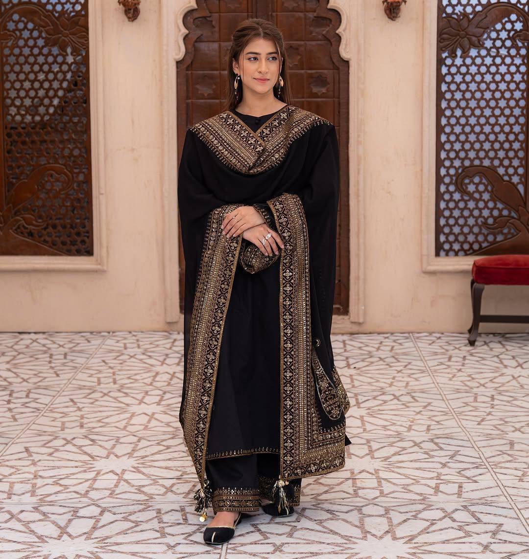 New Designer Paert Wear Look Stylish Stitched Suit