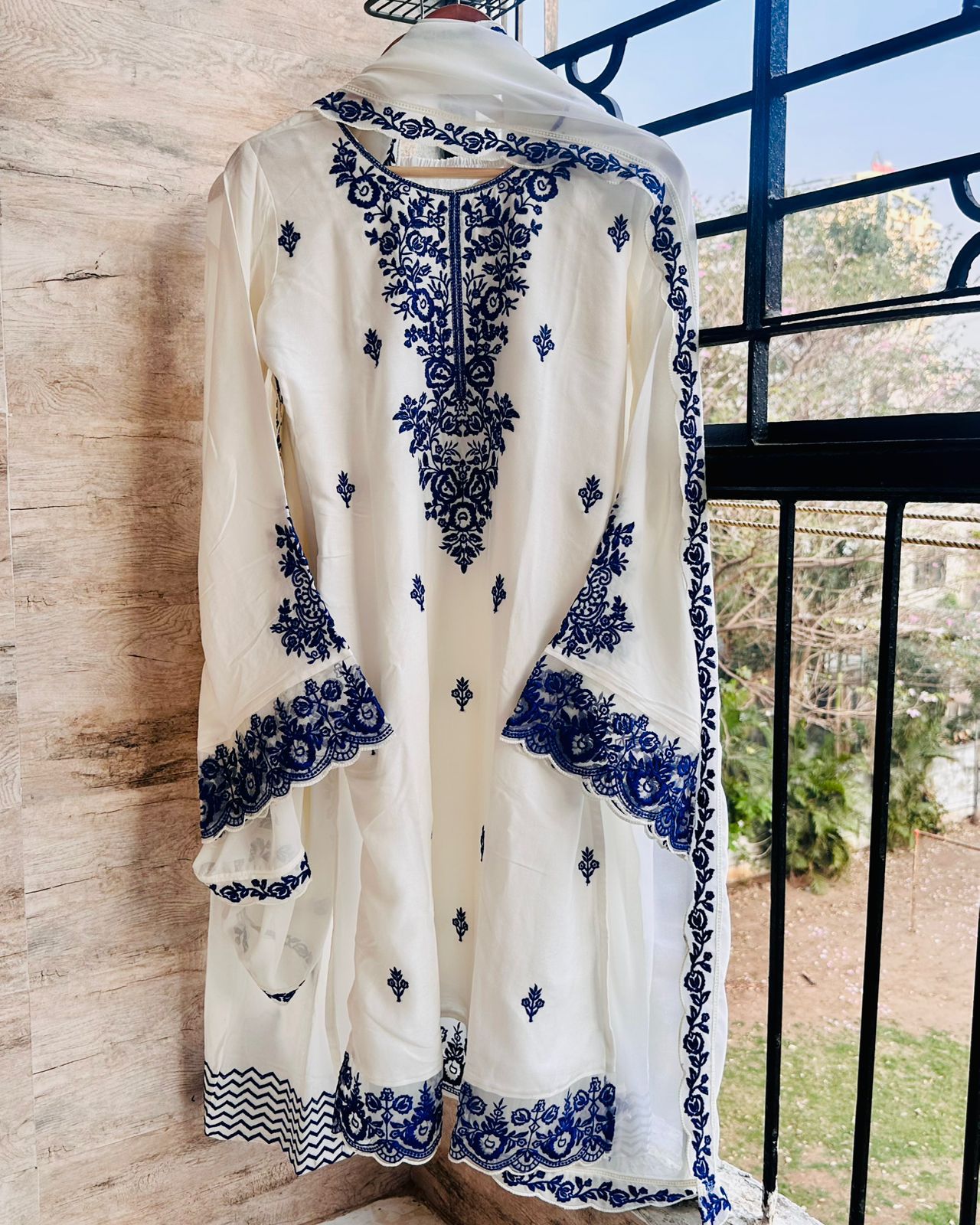 New Designer Party Wear Look Pure Rayon Cotton Top & Farshi Palazzo With Dupatta Set